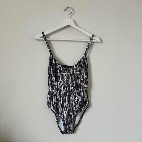 Proenza Schouler Classic One Piece Swimsuit Black/White Abstract Print Size S - Picture 3 of 10